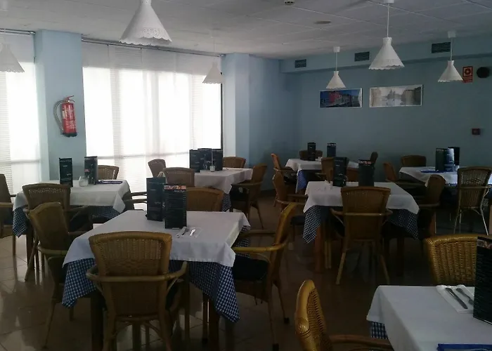 贝蒙海滩酒店 3* 擞莫